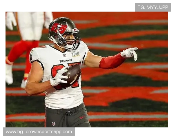 卡里姆·阿布杜尔-贾巴尔挡拆创造高效得分 引领球队内线攻防转换