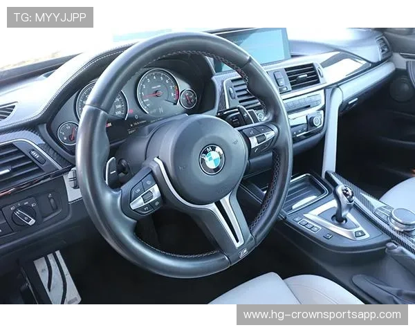 姆巴佩这日常奢侈啊，紫钻手表配跑车都快成标配了？